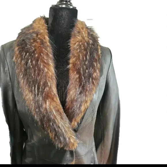 Wilson Leather Women's Black Pelle Studio Vinatge Faux Fur Trim Jacket M - Picture 5 of 13